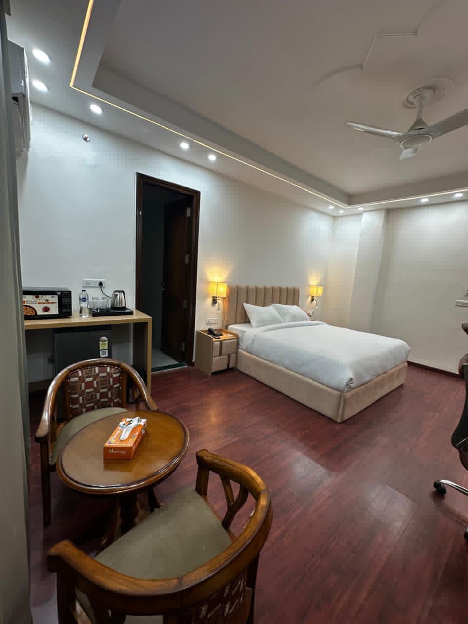 Super Deluxe Room